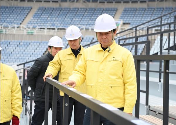 [기획보도]부천시, 사상 첫 K리그1 홈 개막전 앞두고 경기장 안전 전면 점검 기사 이미지