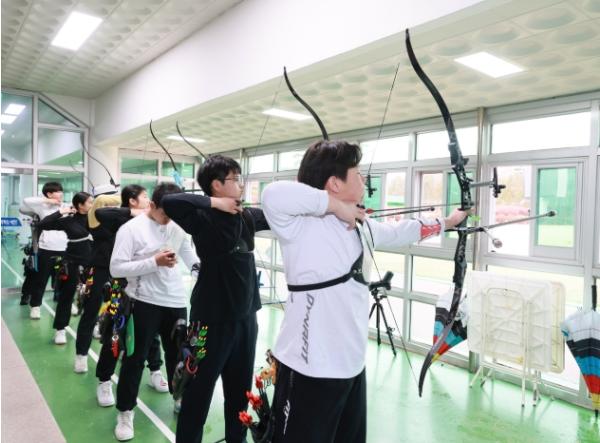 ‘대한민국 양궁의 미래’ 꿈나무·청소년 국가대표, 예천서 하계 전지훈련 돌입 기사 이미지