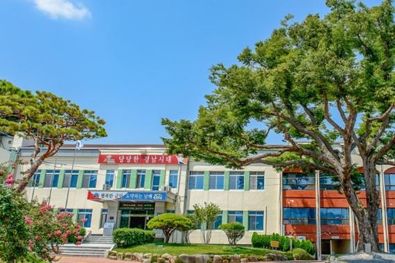 남해군, 노량마을·독일마을 골목형상점가 지정 기사 이미지